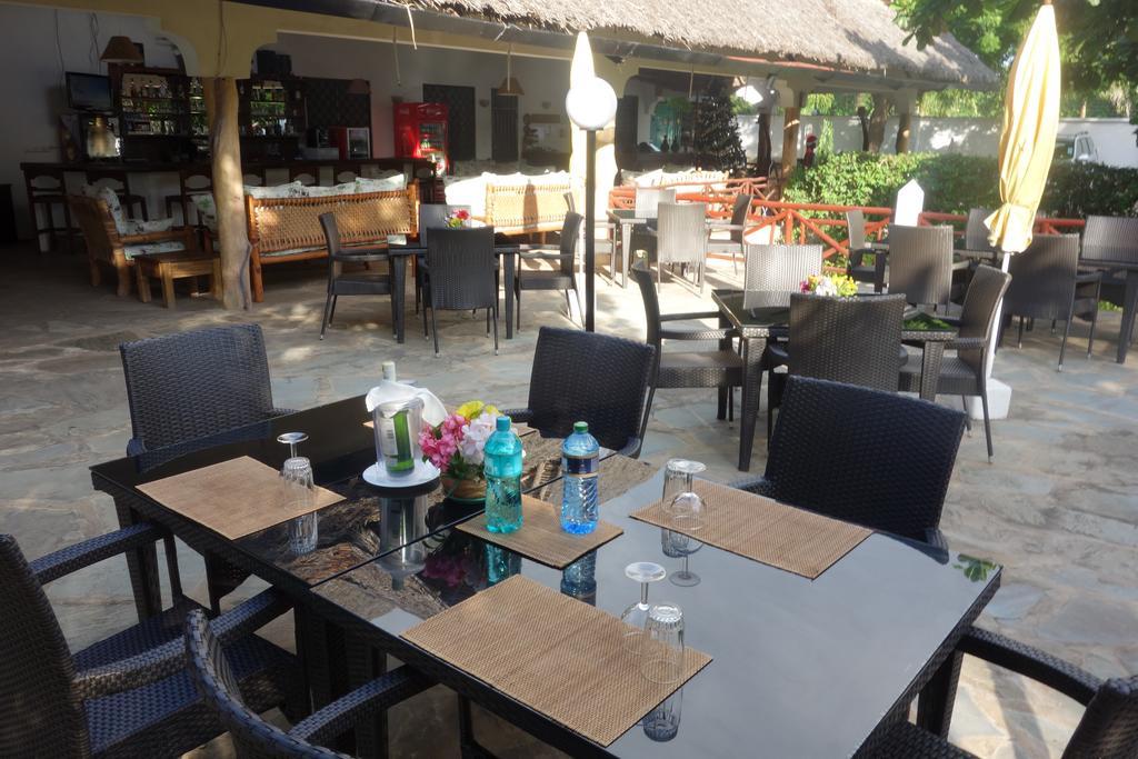 Morning Star Diani Diani Beach Exterior foto