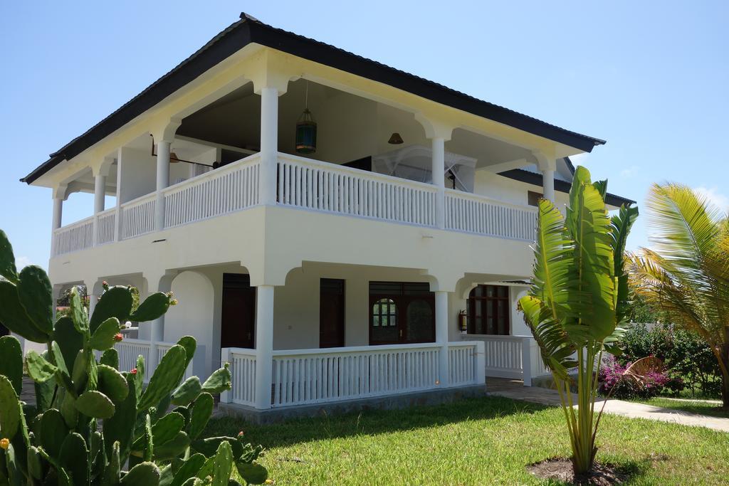 Morning Star Diani Diani Beach Exterior foto
