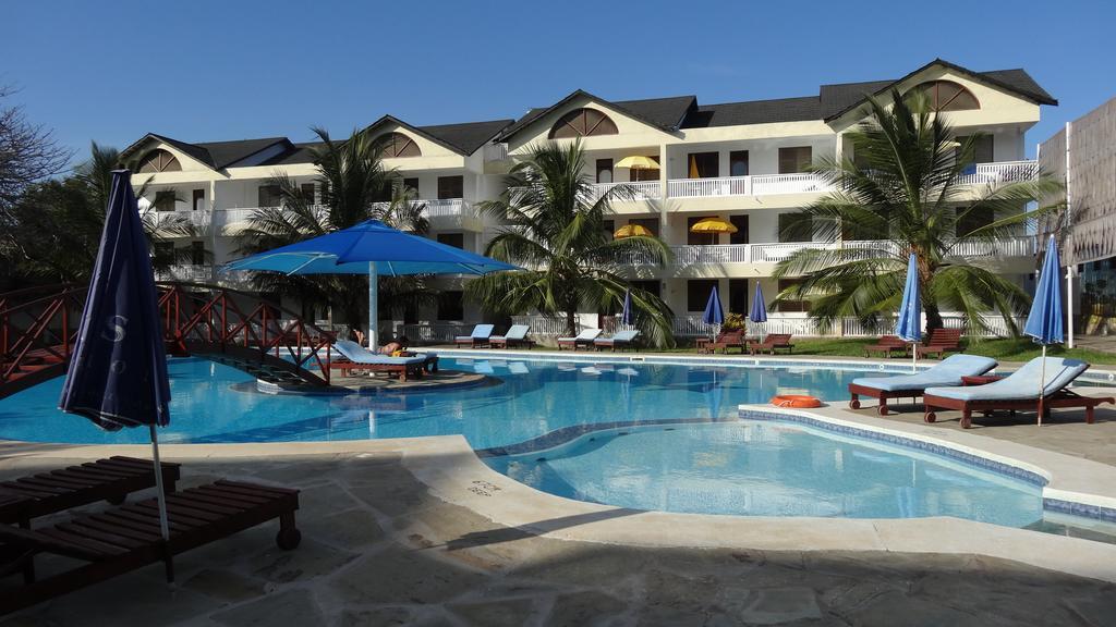 Morning Star Diani Diani Beach Exterior foto