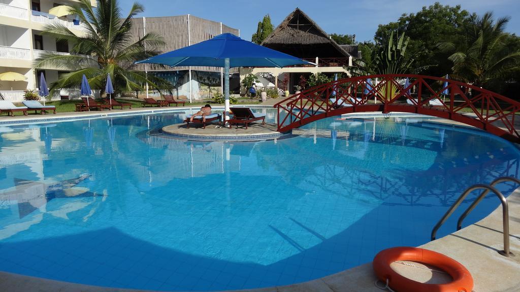 Morning Star Diani Diani Beach Exterior foto